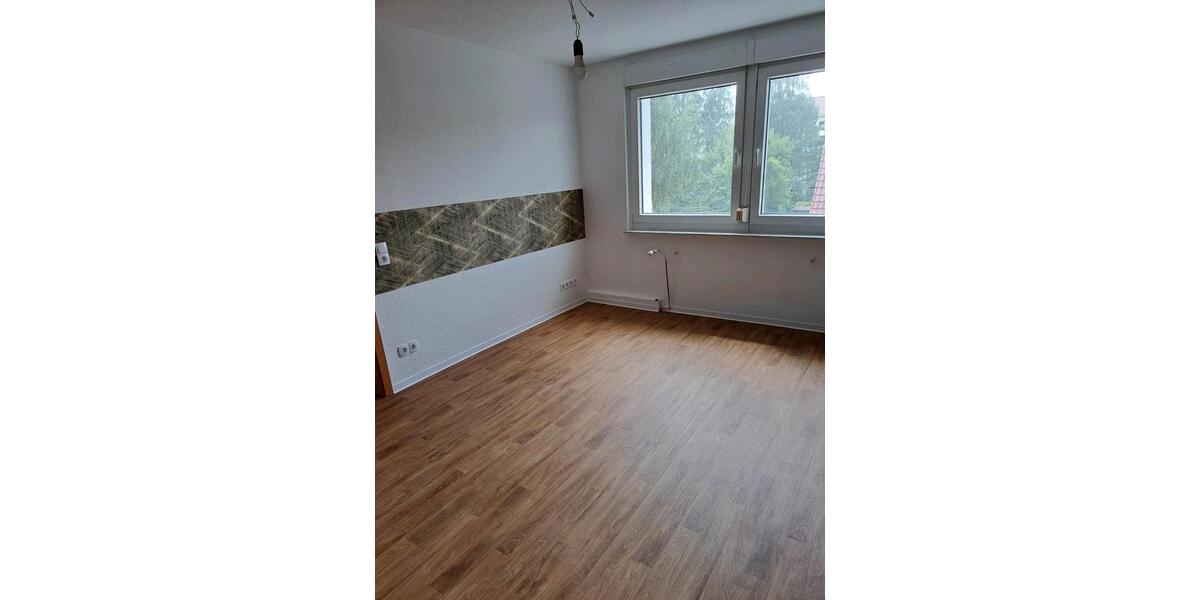 Etagenwohnung Körner - 2 Zimmer, 45 m&sup2;, 270&euro; | Angebot:24558812