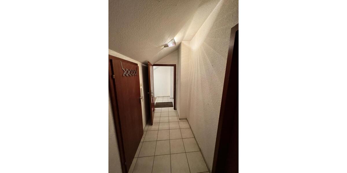 Maisonettenwohnung Bad Hersfeld - 4 Zimmer, 93 m&sup2;, 880&euro; | Angebot:26433331