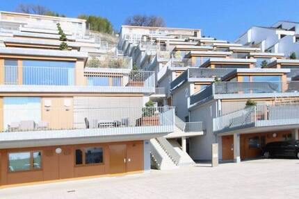 Topmoderne Dachterrassenwohnung mit Einbauküche! 3 zimmer