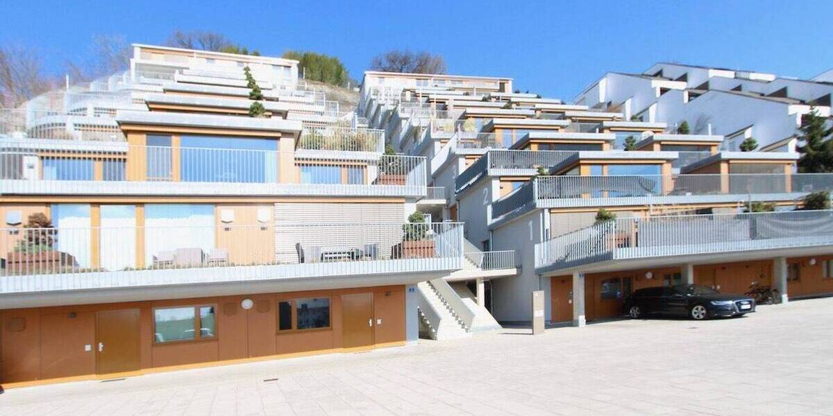 Topmoderne Dachterrassenwohnung mit Einbauküche! 3 zimmer