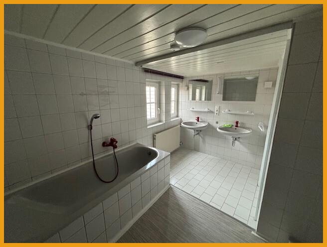 Dachgeschoßwohnung Alsfeld - 3 Zimmer, 82 m&sup2;, 640&euro; | Angebot:23818105