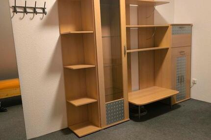 1 NR Zimmer in 4 er WG für Anruferinen 1 zimmer