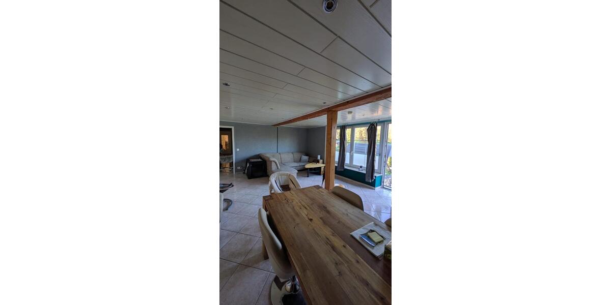 Erdgeschoßwohnung Hüttenberg - 4 Zimmer, 120 m&sup2;, 1.750&euro; | Angebot:26250147