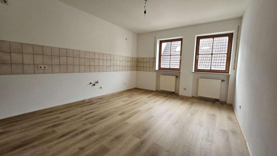 Etagenwohnung Wassertrüdingen - 3 Zimmer, 88 m&sup2;, 700&euro; | Angebot:25058212
