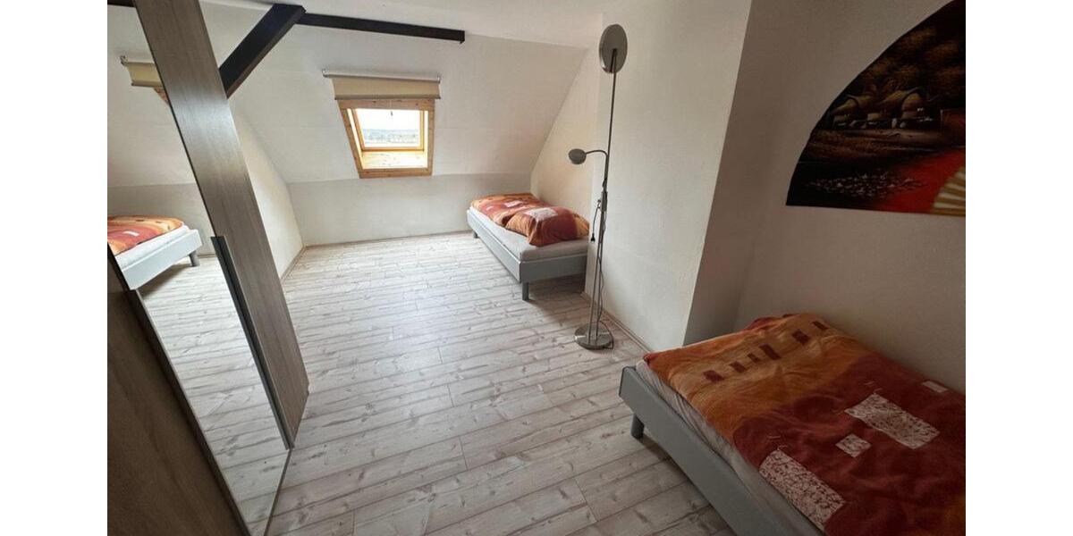 Wohnen auf Zeit Thierstein - 4 Zimmer, 60 m&sup2;, 17&euro; | Angebot:17111582