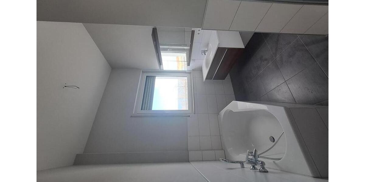 Dachgeschoßwohnung Bitterfeld-Wolfen Bitterfeld - 3 Zimmer, 116 m&sup2;, 1.499&euro; | Angebot:25991447