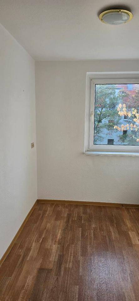 frisch renoviert und bezugsfrei 3 Zimmer in der Nordstraße zimmer