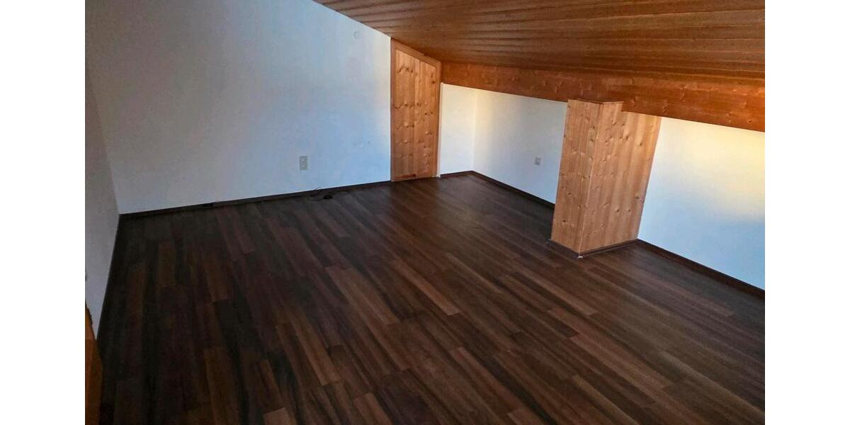 Dachgeschoßwohnung Grafenau Frauenberg - 3 Zimmer, 65 m&sup2;, 600&euro; | Angebot:24841226