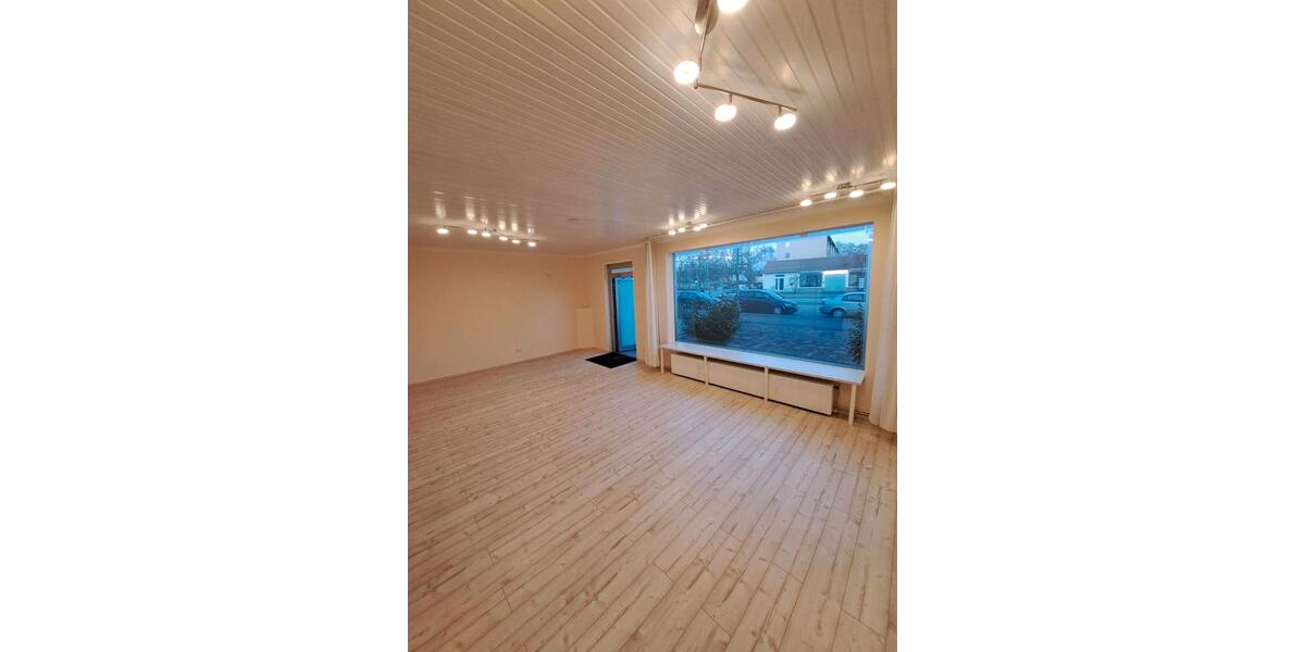 Gewerbeobjekt Lübeck Kücknitz - 740&euro; | Angebot:25324052