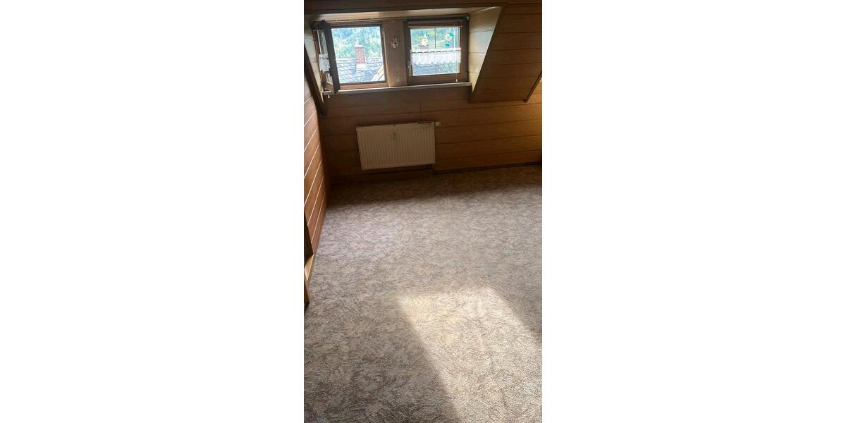 Etagenwohnung Rosenthal am Rennsteig - 4 Zimmer, 109 m&sup2;, 550&euro; | Angebot:26636670