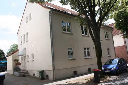 Bei VIVAWEST die Sonnenstrahlen im Garten genießen. 3 zimmer