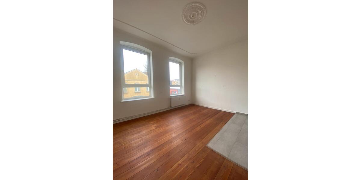 Etagenwohnung Flensburg - 2 Zimmer, 50 m&sup2;, 490&euro; | Angebot:24864673