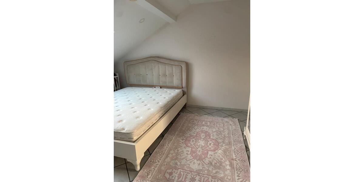 Maisonettenwohnung Krefeld Cracau - 5 Zimmer, 84 m&sup2;, 1.300&euro; | Angebot:24839178