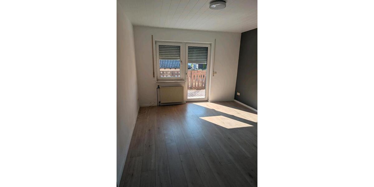 Etagenwohnung Butzbach - 4 Zimmer, 108 m&sup2;, 1.150&euro; | Angebot:25934564