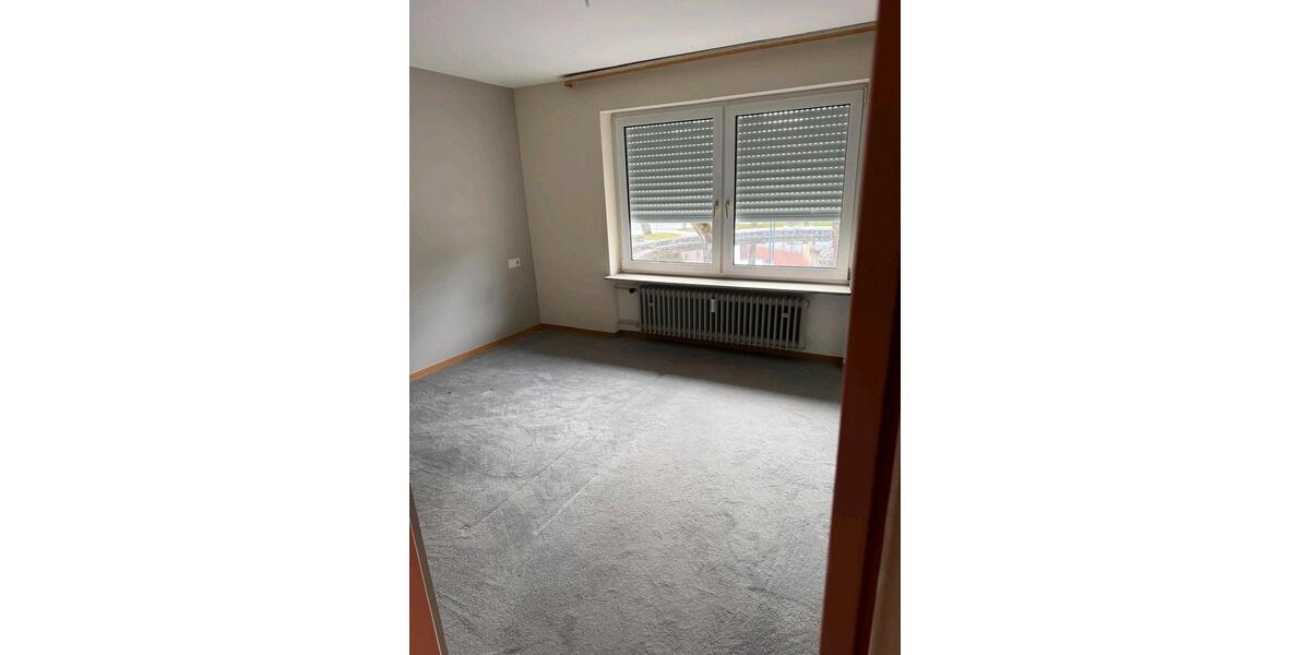 Etagenwohnung Winterlingen - 3 Zimmer, 91 m&sup2;, 950&euro; | Angebot:25477827