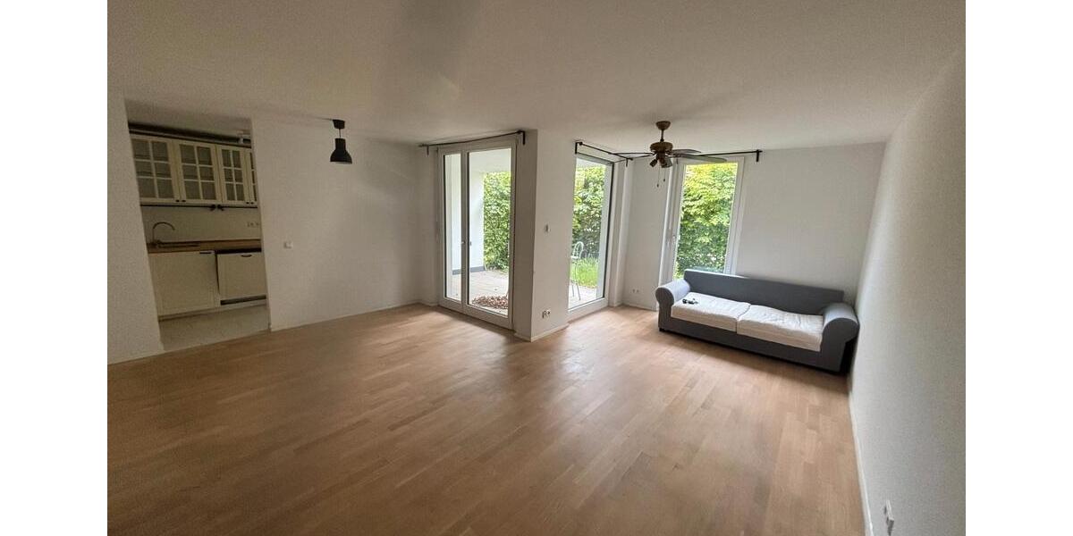 Erdgeschoßwohnung Böblingen - 3 Zimmer, 90 m&sup2;, 1.400&euro; | Angebot:26639169