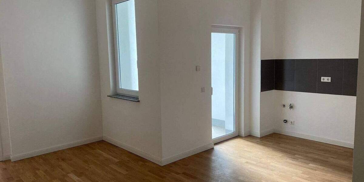 Etagenwohnung Chemnitz Yorckgebiet - 2 Zimmer, 76 m&sup2;, 456&euro; | Angebot:26843674