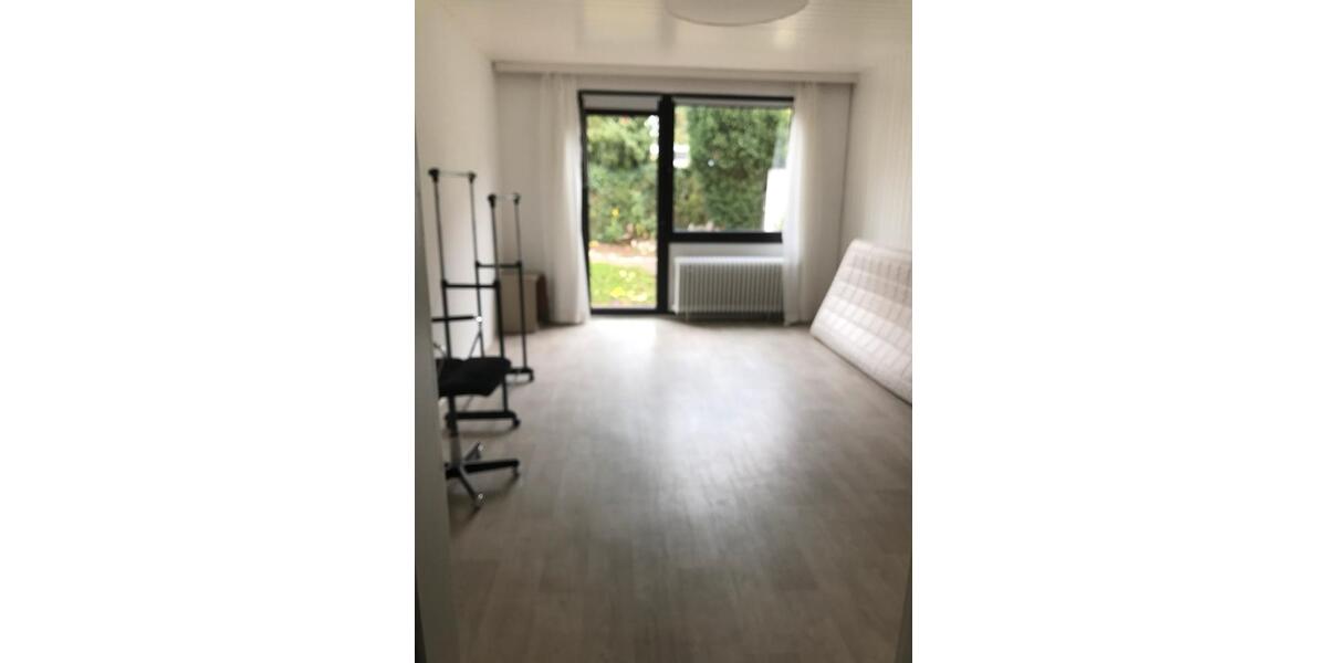 Wohnen auf Zeit Griesheim - 6 Zimmer, 160 m&sup2;, 250&euro; | Angebot:25772150