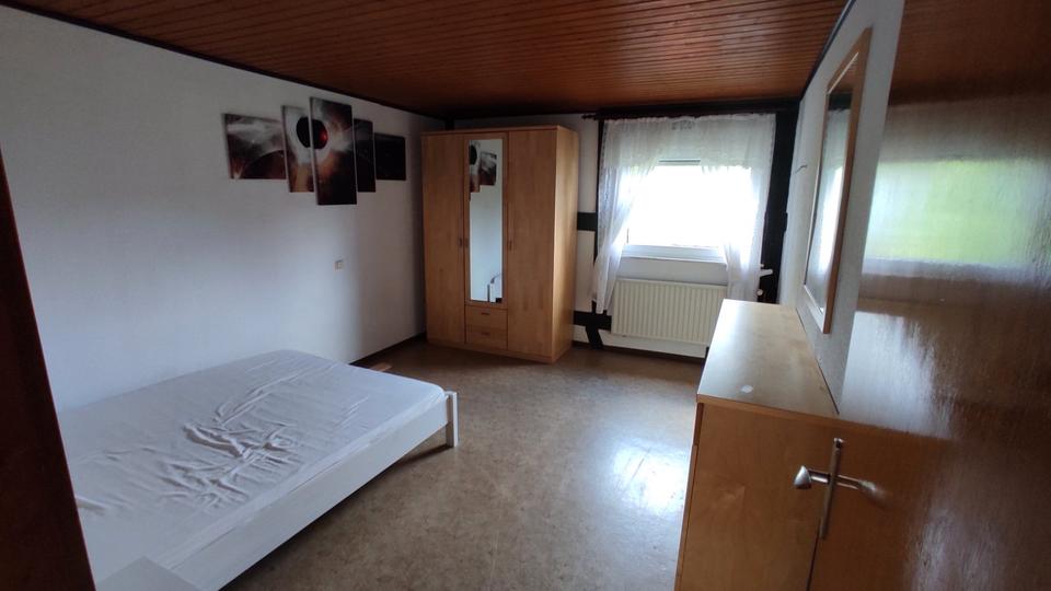 Etagenwohnung Alsfeld - 1.5 Zimmer, 45 m&sup2;, 300&euro; | Angebot:26670547