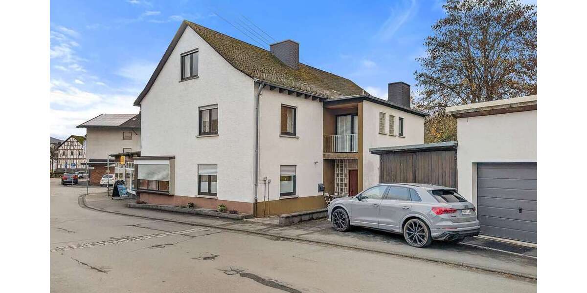Haus zum Mieten in Biedenkopf 1.200 € 259 m² 7 zimmer