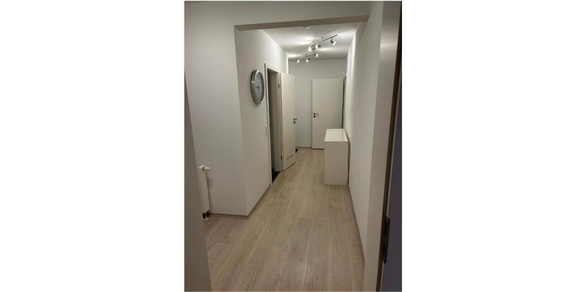 Etagenwohnung Esslingen am Neckar - 3 Zimmer, 80 m&sup2;, 1.200&euro; | Angebot:25158590