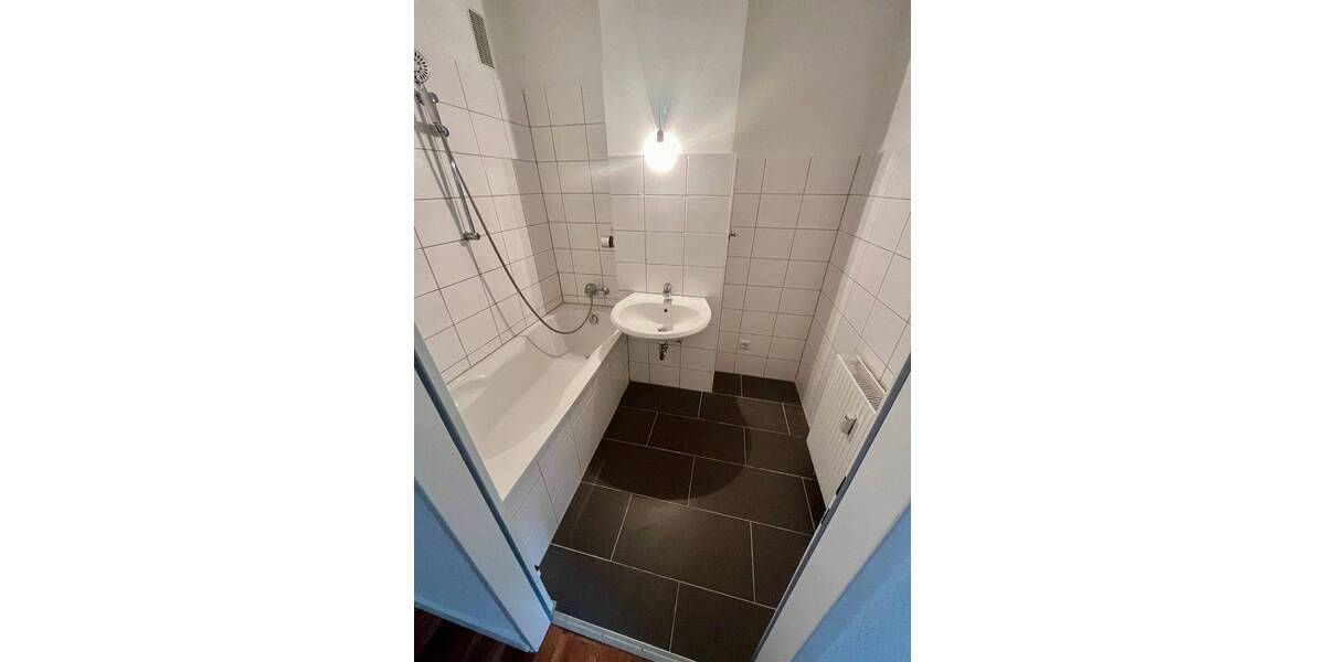 Etagenwohnung Celle Blumlage - 3 Zimmer, 78 m&sup2;, 669&euro; | Angebot:26162813