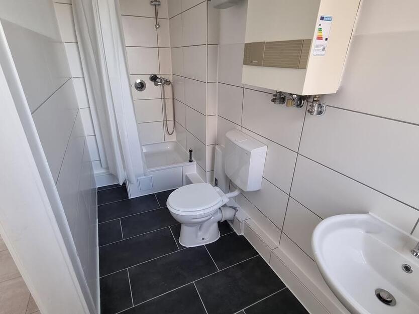 Altbautraum am Stadtwald: Renovierte 2-Zimmer-Wohnung mit Balkon im schönen Zooviertel! zimmer