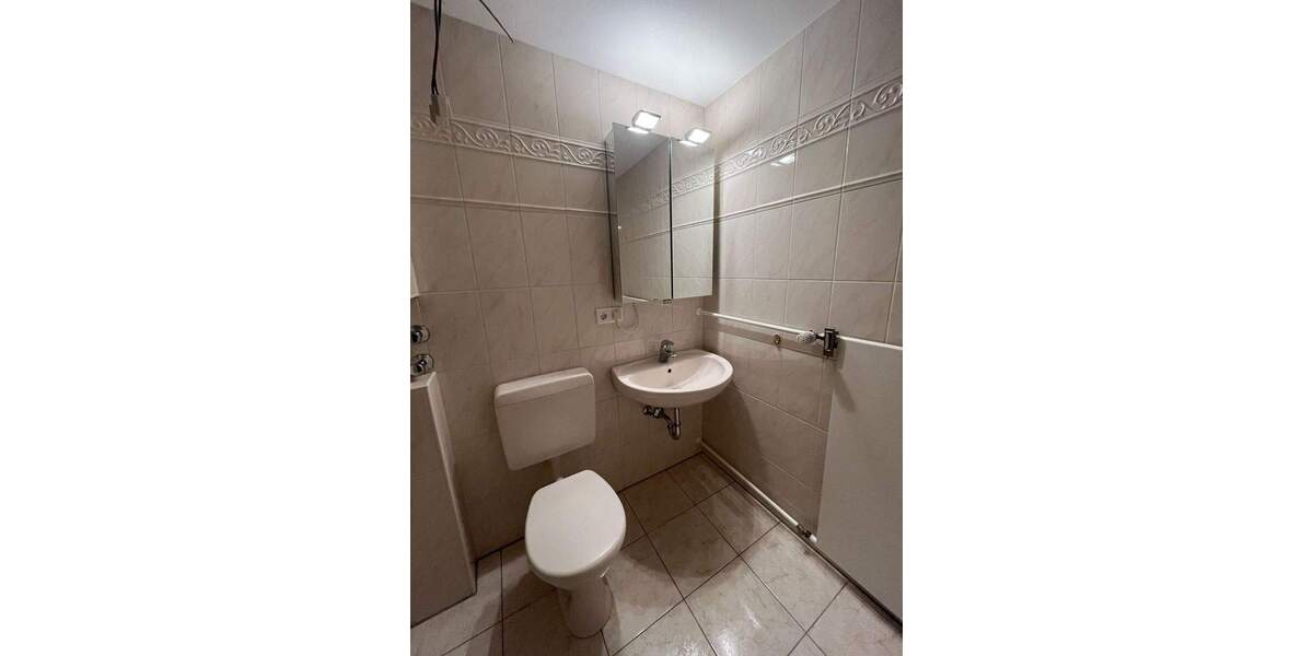 Nürnberg-City: 2,5-Zimmer Dachgeschosswohnung auf 2 Ebenen 2 zimmer