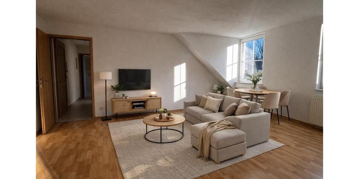 Dachgeschoßwohnung Döbeln - 3 Zimmer, 64 m&sup2;, 390&euro; | Angebot:25418324