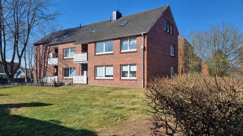 Dachgeschoßwohnung Norden - 2 Zimmer, 42 m&sup2;, 450&euro; | Angebot:23661310