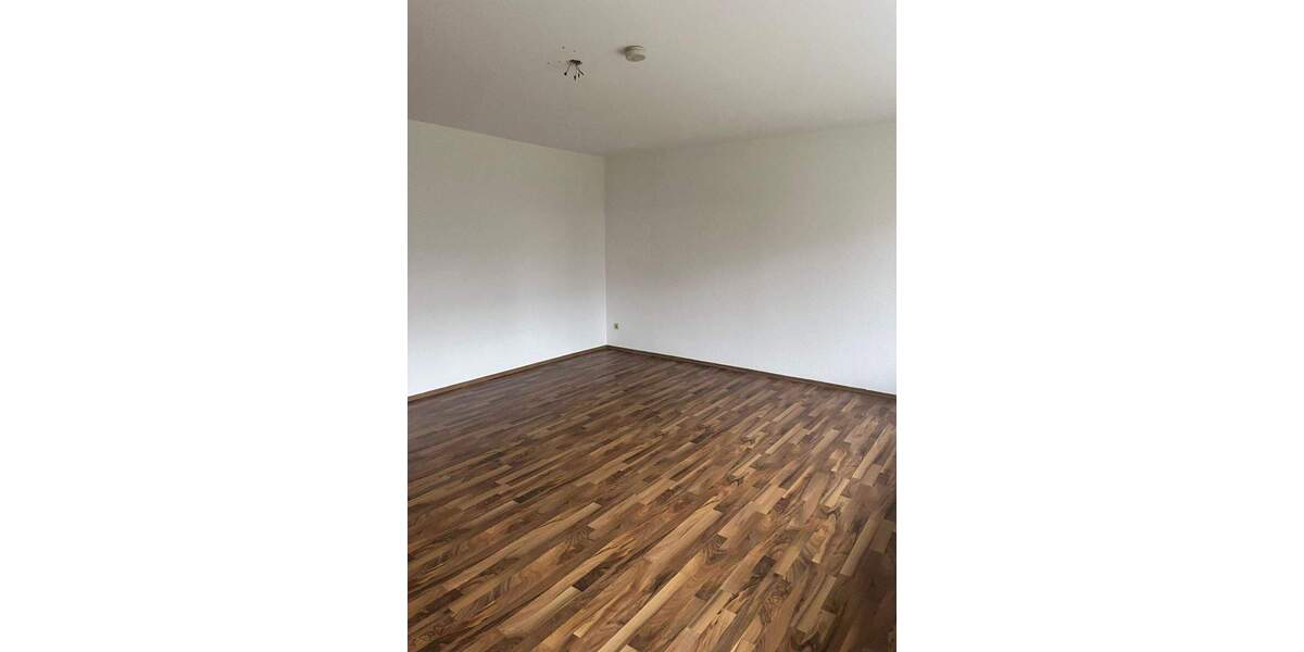 Etagenwohnung Lohmar Heide - 3 Zimmer, 75 m&sup2;, 650&euro; | Angebot:25769903