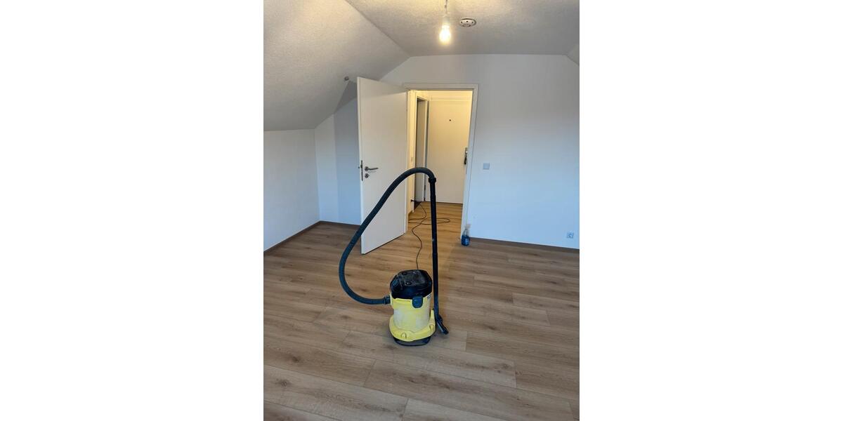 Dachgeschoßwohnung Albstadt Gemarkung Onstmettingen - 1.5 Zimmer, 45 m&sup2;, 500&euro; | Angebot:25887928