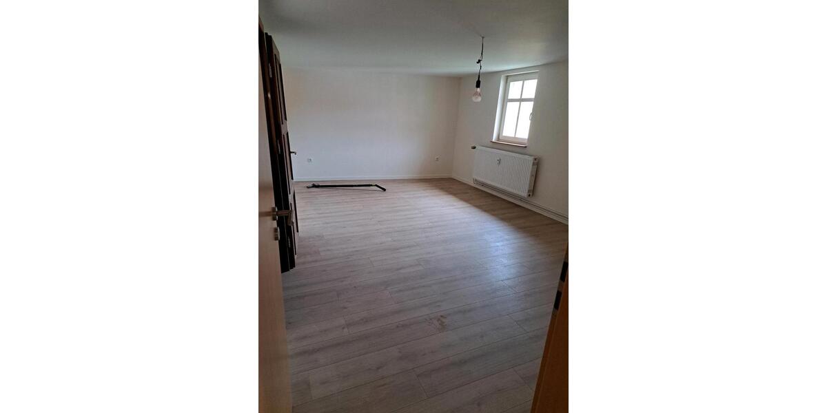 Etagenwohnung Treffurt - 3 Zimmer, 112 m&sup2;, 650&euro; | Angebot:26031285