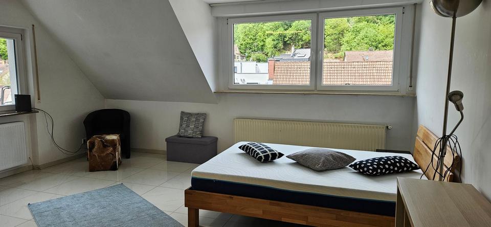 Wohnen auf Zeit Waldenbuch - 3 Zimmer, 84 m&sup2;, 1.550&euro; | Angebot:26210799
