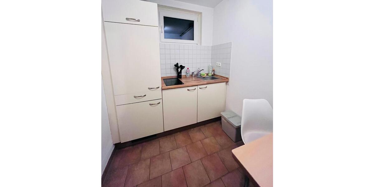 Wohnen auf Zeit Ismaning - 1 Zimmer, 16 m&sup2;, 580&euro; | Angebot:24891417