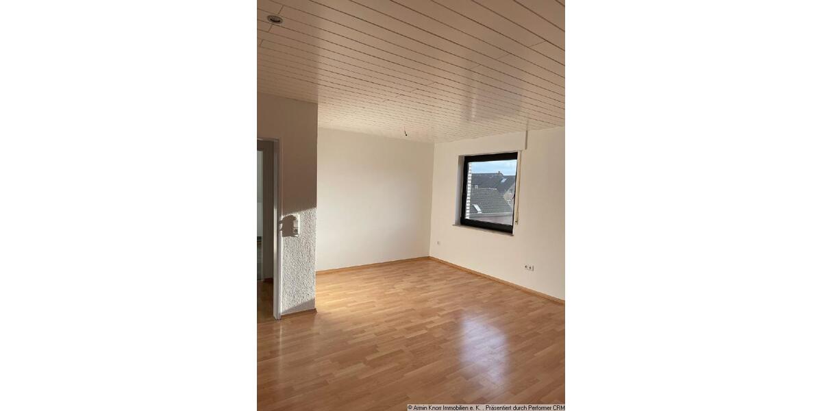 Dachgeschoßwohnung Wildeshausen - 3 Zimmer, 78 m&sup2;, 695&euro; | Angebot:26426417