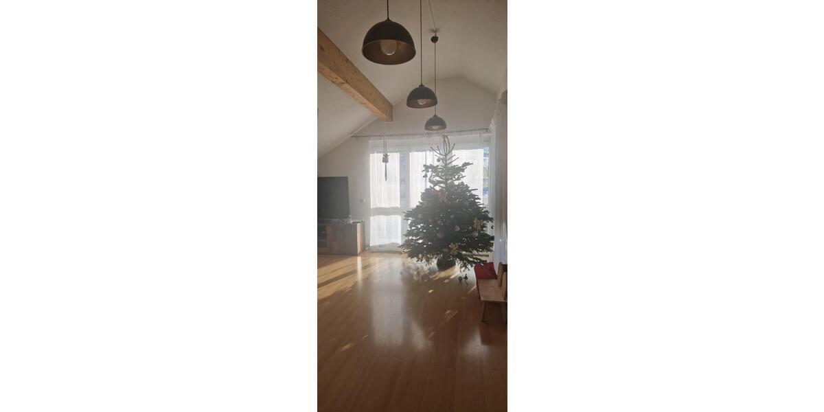 Dachgeschoßwohnung Schwäbisch Gmünd Bargau - 4 Zimmer, 140 m&sup2;, 1.300&euro; | Angebot:24373594
