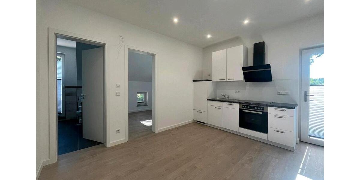 Dachgeschoßwohnung Röbel/Müritz Müritz - 2 Zimmer, 40 m&sup2;, 440&euro; | Angebot:26032253