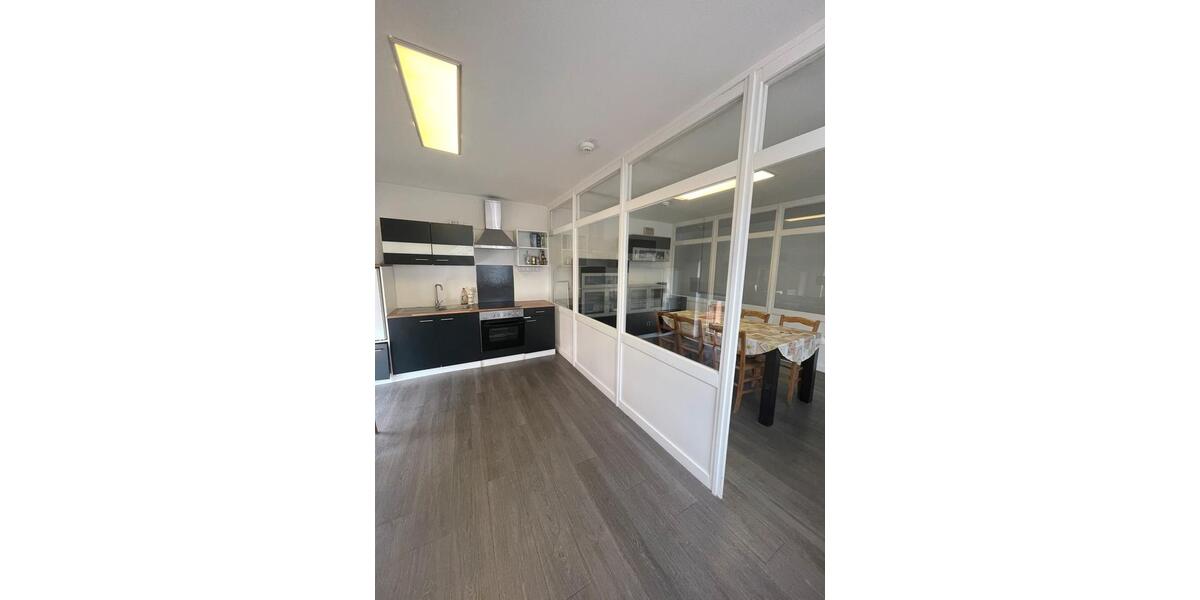 Wohnen auf Zeit Lingen (Ems) Damaschke - 5 Zimmer, 200 m&sup2;, 20&euro; | Angebot:16832197