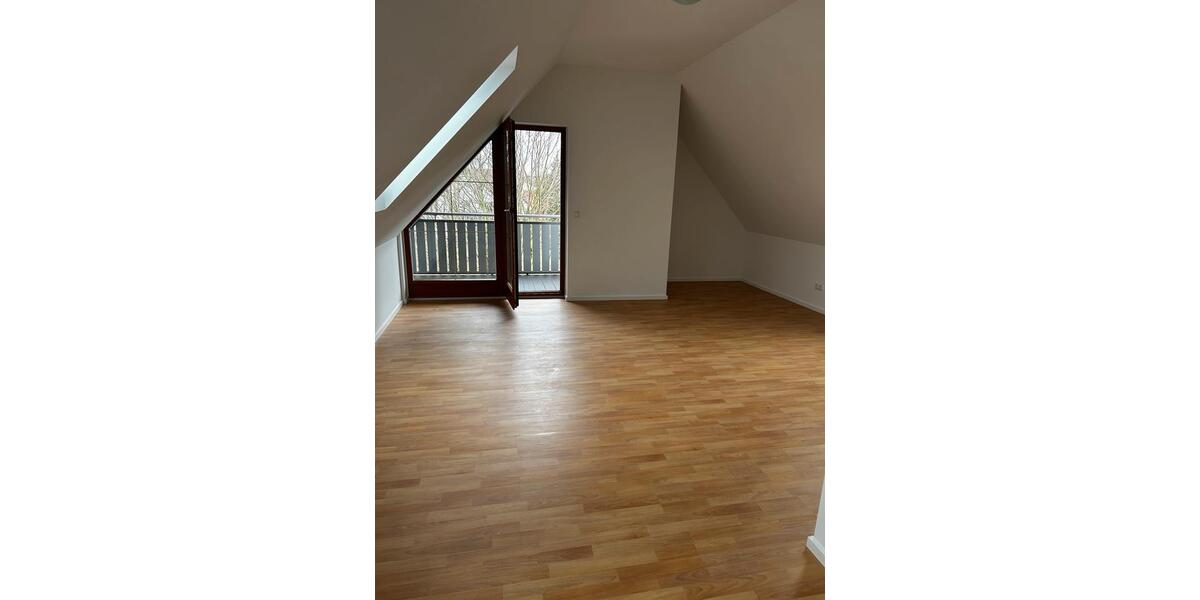 Dachgeschoßwohnung Dillingen an der Donau - 1 Zimmer, 50 m&sup2;, 690&euro; | Angebot:26123053