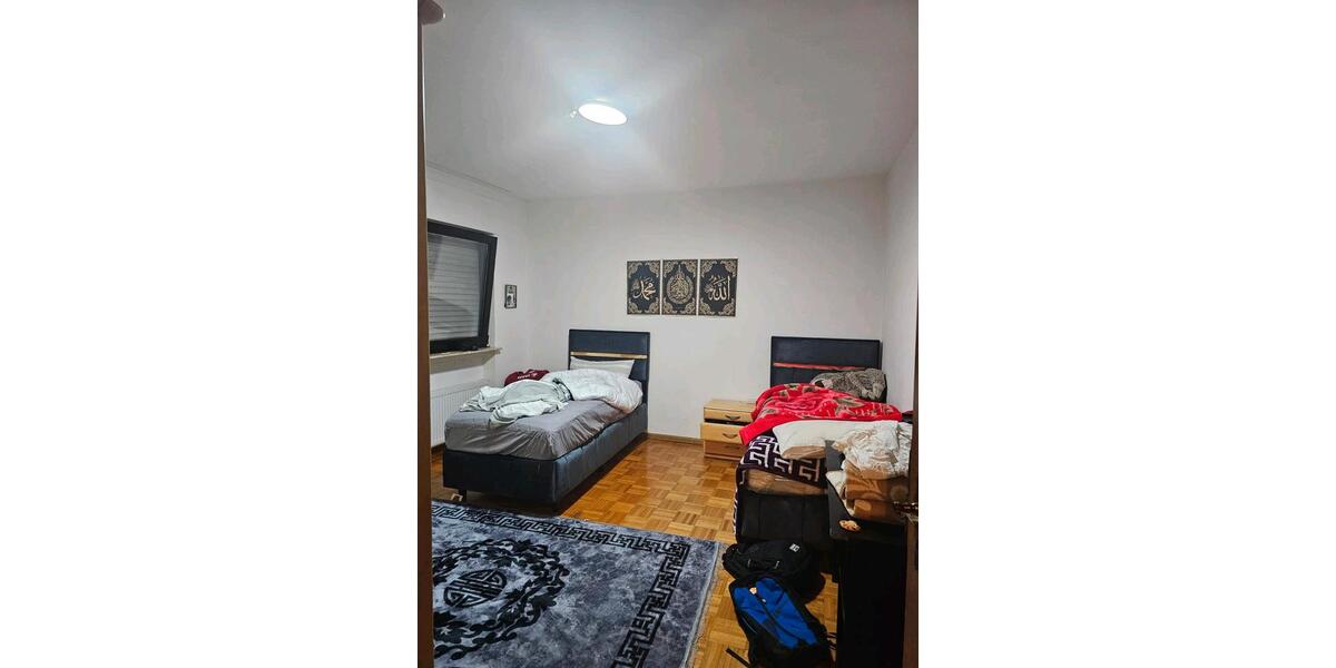 Etagenwohnung Leiwen - 4 Zimmer, 100 m&sup2;, 1.000&euro; | Angebot:25428185