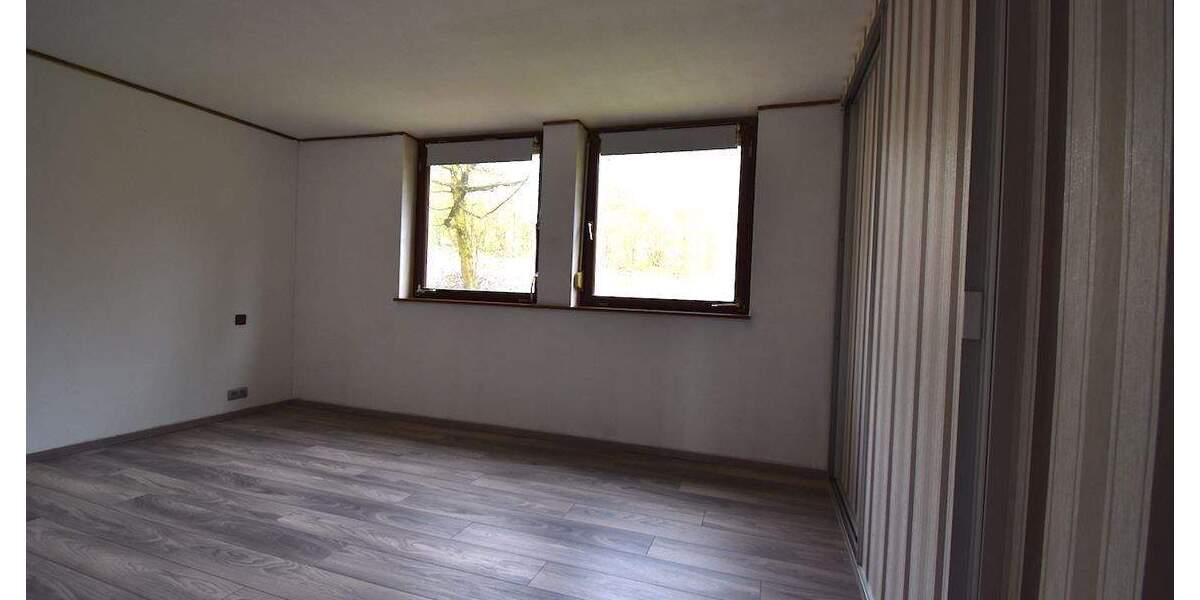 Etagenwohnung Waldshut-Tiengen Tiengen - 2 Zimmer, 82 m&sup2;, 870&euro; | Angebot:24905606