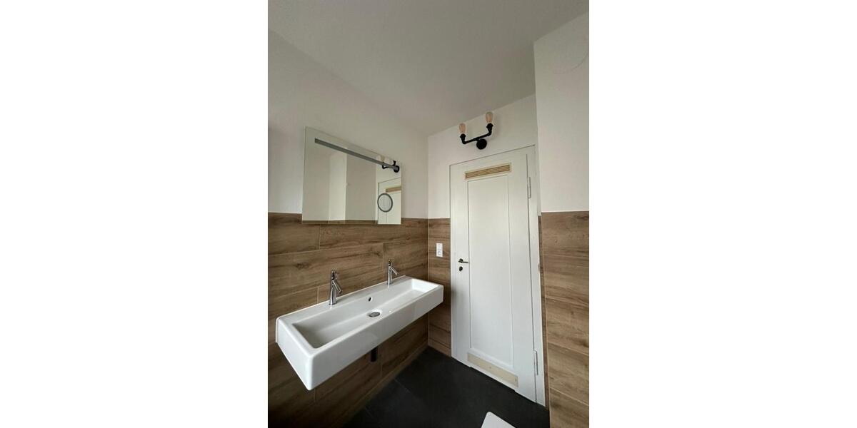 Wohnen auf Zeit Baden-Baden Baden - 1 Zimmer, 18 m&sup2;, 640&euro; | Angebot:26230431