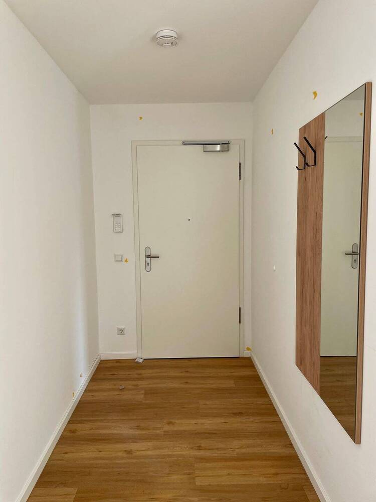Ab sofort! Helle, möblierte 1-Zimmer-Wohnung mit Balkon!