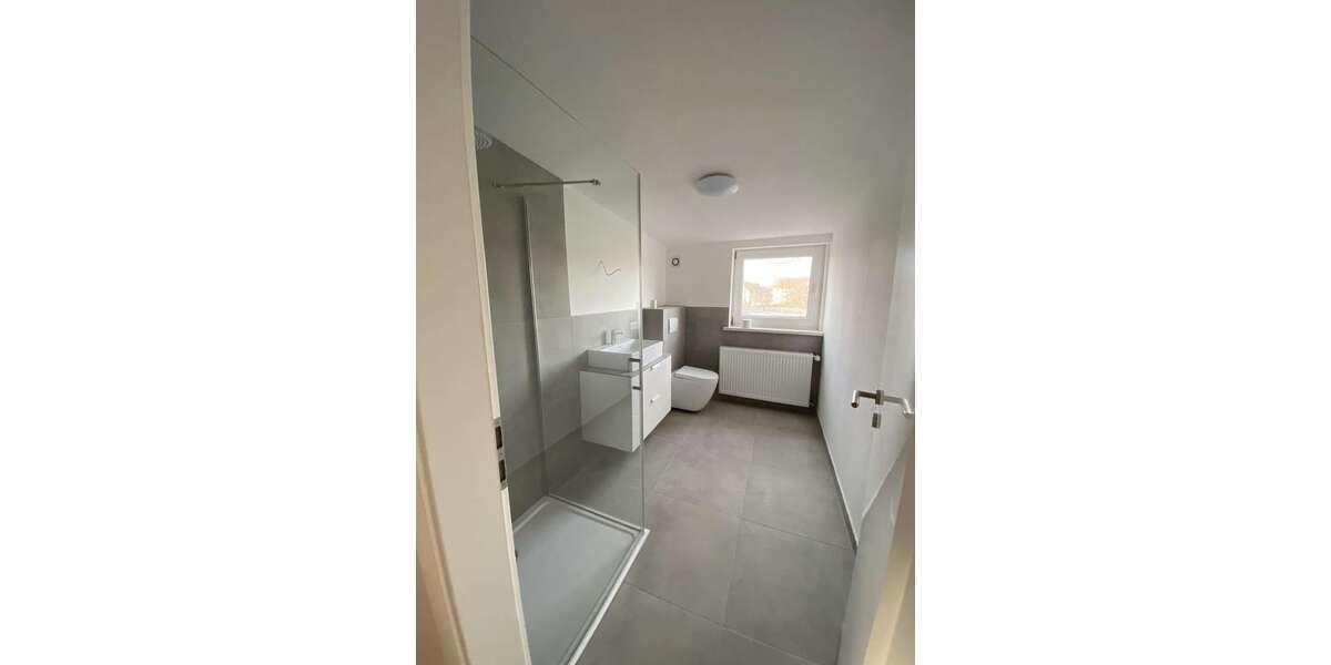 Etagenwohnung Hildesheim Nordstadt - 4 Zimmer, 104 m&sup2;, 980&euro; | Angebot:27032201