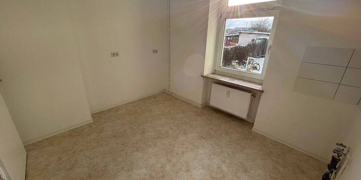 Etagenwohnung Magdeburg Sudenburg - 3 Zimmer, 63 m&sup2;, 423&euro; | Angebot:25970192
