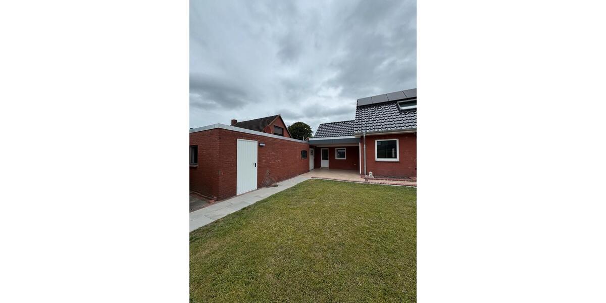 Einfamilienhaus Varel - 4.5 Zimmer, 127 m&sup2;, 1.350&euro; | Angebot:25044952