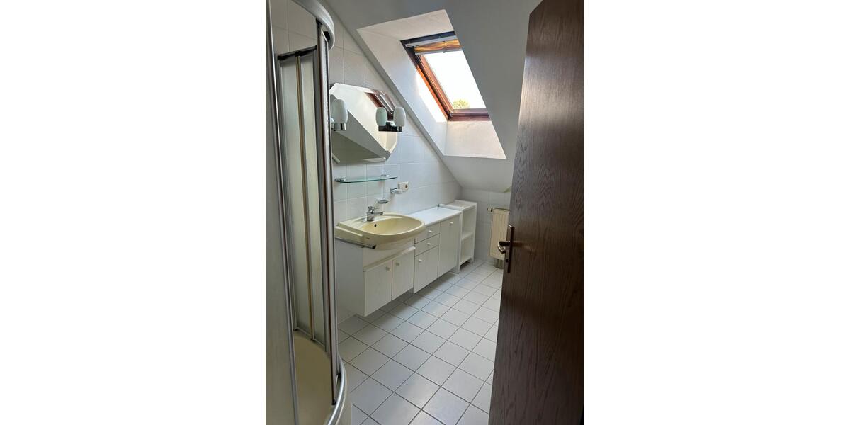 Dachgeschoßwohnung Herbrechtingen - 3 Zimmer, 100 m&sup2;, 1.500&euro; | Angebot:26639178