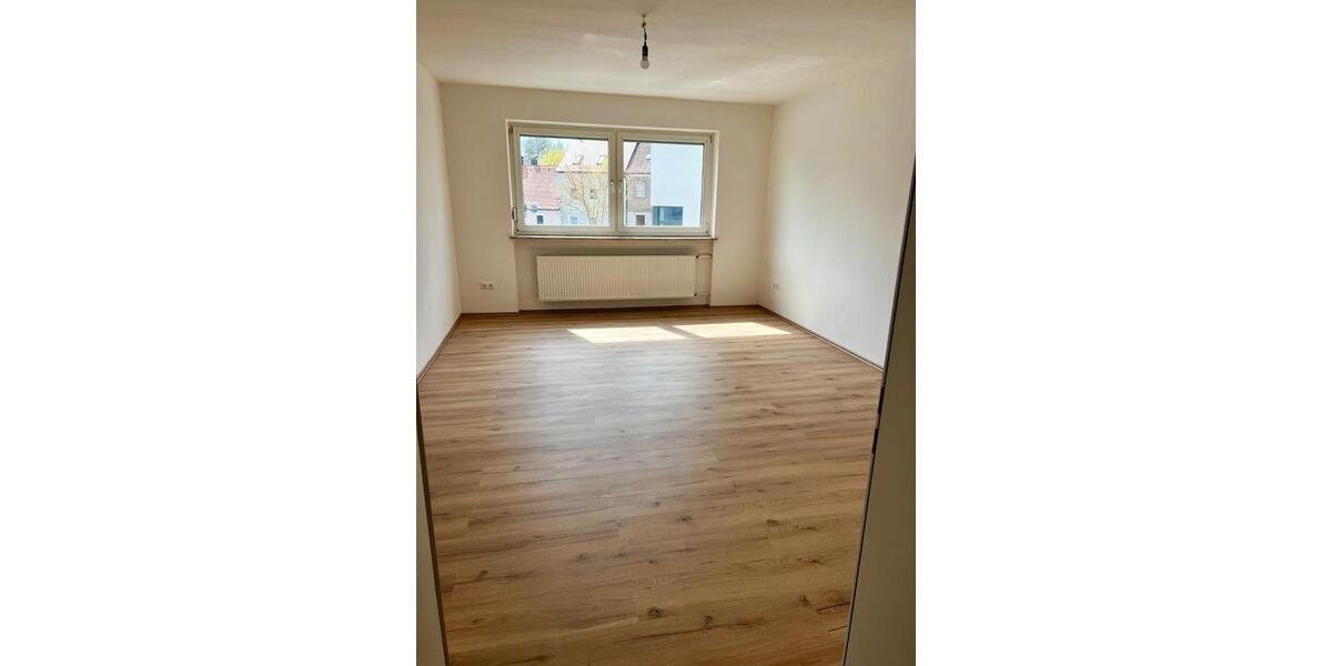 Erdgeschoßwohnung Waldsassen - 3 Zimmer, 85 m&sup2;, 600&euro; | Angebot:26580900