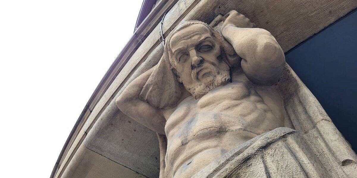 Etagenwohnung Mannheim Neckarstadt - 5 Zimmer, 147 m&sup2;, 1.500&euro; | Angebot:26305829